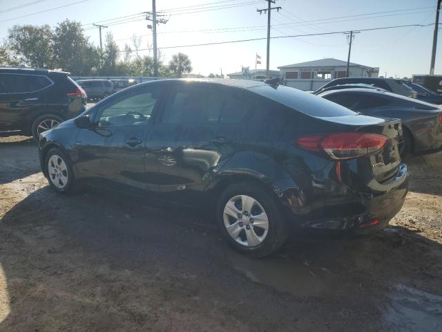 3KPFL4A74JE248913 - 2018 KIA FORTE LX BLACK photo 2