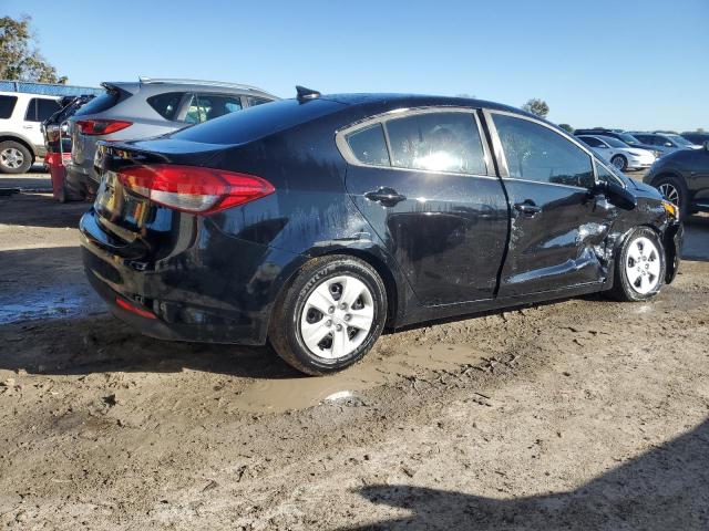 3KPFL4A74JE248913 - 2018 KIA FORTE LX BLACK photo 3