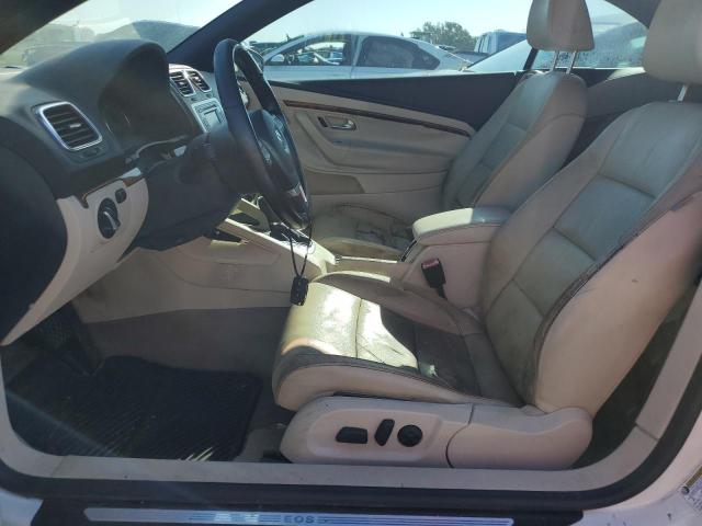 WVWFW7AH4CV001052 - 2012 VOLKSWAGEN EOS LUX Білий фото 7