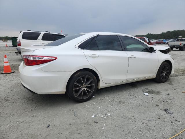 4T1BF1FK6FU917981 - 2015 TOYOTA CAMRY LE 白色 照片 3