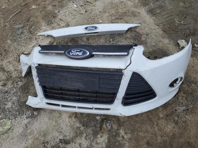 1FADP3F23DL187655 - 2013 FORD FOCUS SE WHITE photo 12