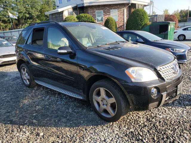 4JGBB22E97A216372 - 2007 MERCEDES-BENZ ML 320 CDI BLACK photo 4