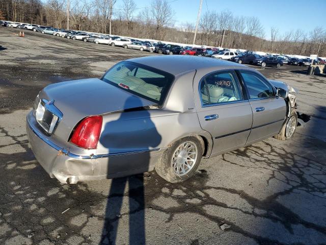 1LNHM82W01Y706925 - 2001 LINCOLN TOWN CAR SIGNATURE BEIGE photo 3