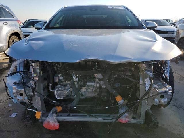 4T1G11AK3PU834165 - 2023 TOYOTA CAMRY SE NIGHT SHADE SILVER photo 5