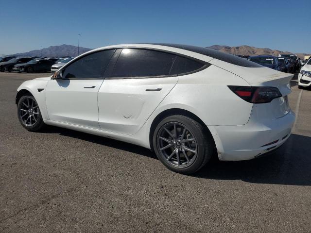 5YJ3E1EA3LF805101 - 2020 TESLA MODEL 3 WHITE photo 2
