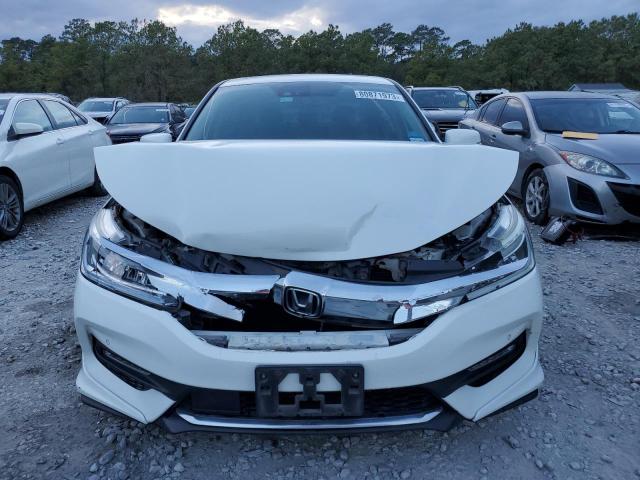 1HGCR3F95GA022107 - 2016 HONDA ACCORD TOURING WHITE photo 5