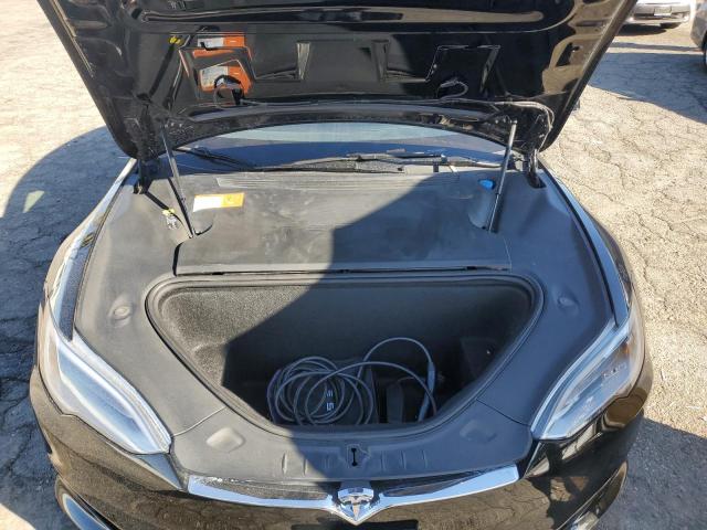 5YJSA1E48JF278459 - 2018 TESLA MODEL S შავი ფოტო 11