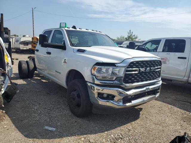 3C7WRTCLXNG246048 - 2022 RAM 3500 WHITE photo 4