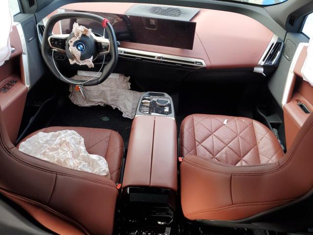 WB523CF06NCK45685 - 2022 BMW IX XDRIVE50 TEAL photo 8