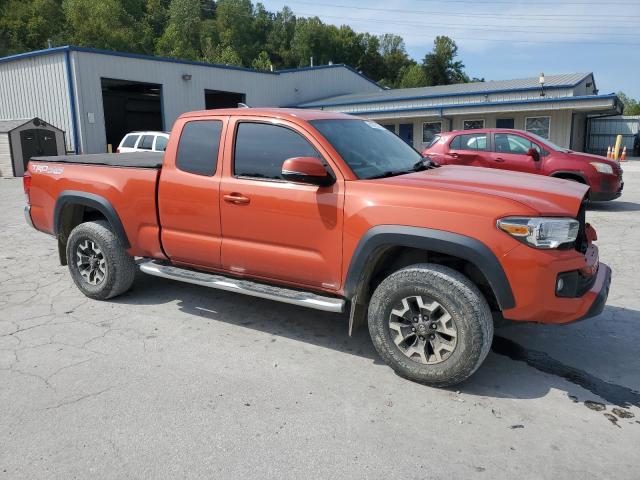 5TFSZ5AN4HX072313 - 2017 TOYOTA TACOMA ACCESS CAB Orange Foto 4