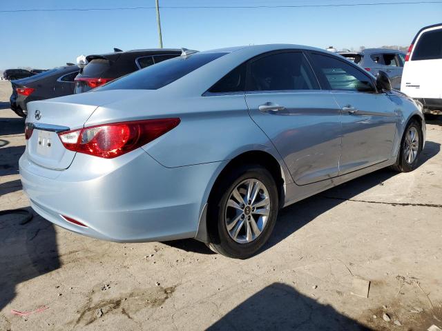 5NPEB4AC2DH662414 - 2013 HYUNDAI SONATA GLS SILVER photo 3