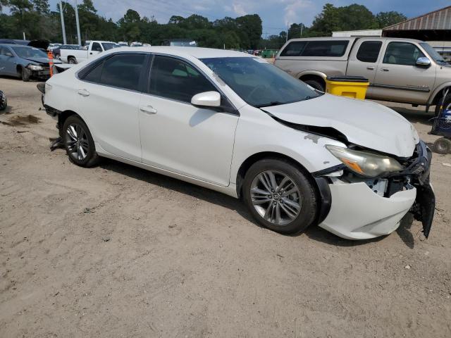 4T1BF1FK7FU054236 - 2015 TOYOTA CAMRY LE WHITE photo 4