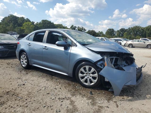 5YFEPMAE3NP299161 - 2022 TOYOTA COROLLA LE 银色 照片 4