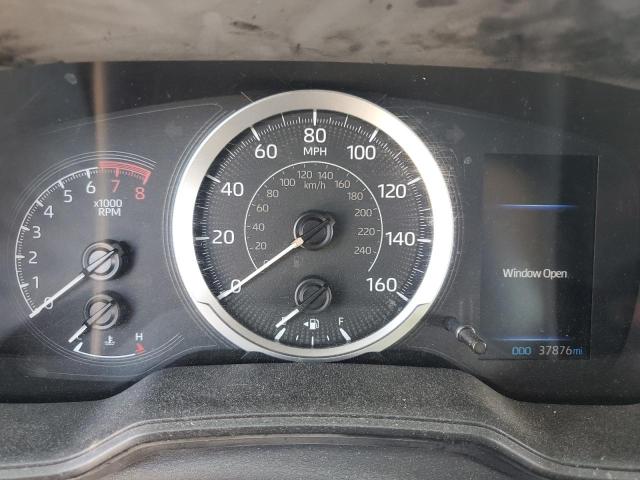 5YFEPMAE3NP299161 - 2022 TOYOTA COROLLA LE 银色 照片 9