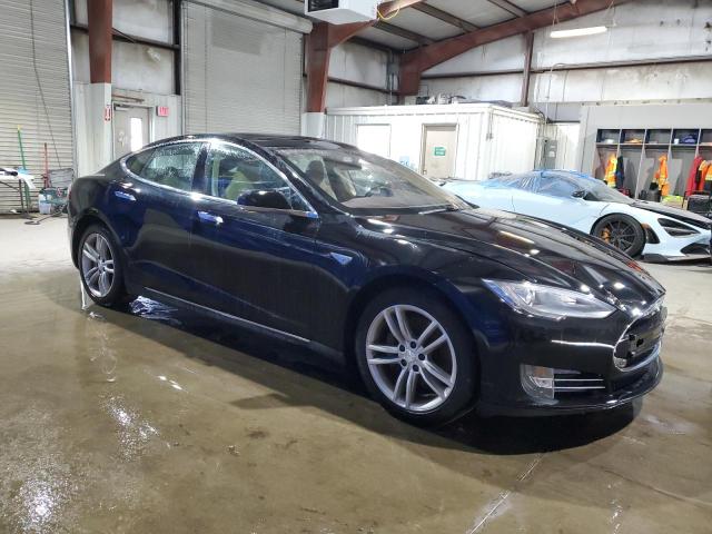 5YJSA1DP6DFP11003 - 2013 TESLA MODEL S შავი ფოტო 4