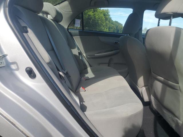 2T1BU4EE9CC825523 - 2012 TOYOTA COROLLA BASE 银色 照片 10