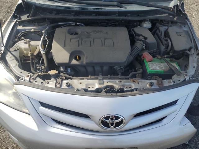 2T1BU4EE9CC825523 - 2012 TOYOTA COROLLA BASE 银色 照片 11