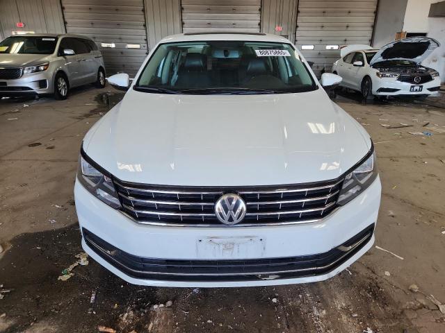 1VWBT7A32HC002874 - 2017 VOLKSWAGEN PASSAT SE WHITE photo 5