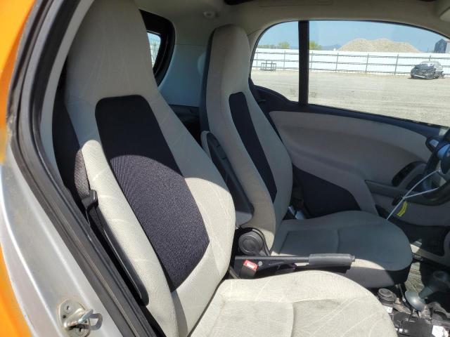 WMEEJ9AA2DK673107 - 2013 SMART FORTWO ORANGE photo 10