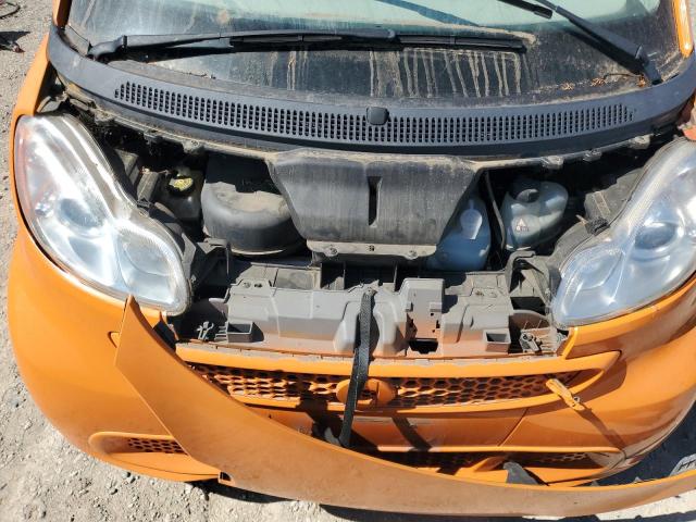 WMEEJ9AA2DK673107 - 2013 SMART FORTWO ORANGE photo 11