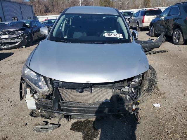 KNMAT2MT7FP583677 - 2015 NISSAN ROGUE S SILVER photo 5