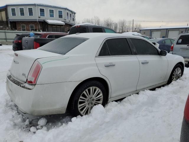 2C3CCAKG0EH381327 - 2014 CHRYSLER 300C WHITE photo 3