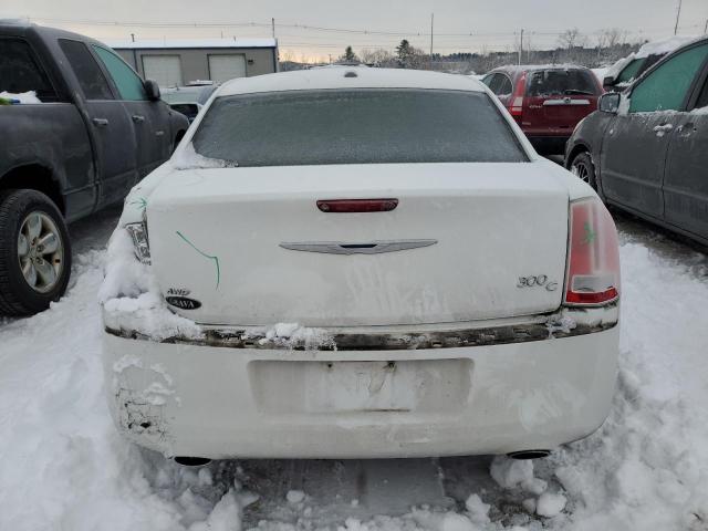 2C3CCAKG0EH381327 - 2014 CHRYSLER 300C WHITE photo 6