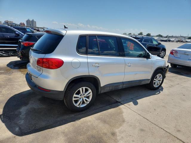 WVGAV3AX8EW577359 - 2014 VOLKSWAGEN TIGUAN S SILVER photo 3