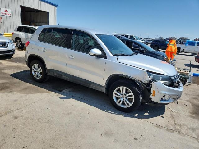 WVGAV3AX8EW577359 - 2014 VOLKSWAGEN TIGUAN S SILVER photo 4
