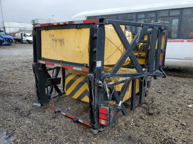 2022HWYATTEN - 2022 HWY ATTENUATOR YELLOW photo 3