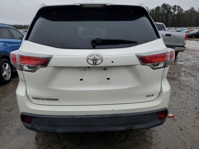 5TDKKRFH7GS175891 - 2016 TOYOTA HIGHLANDER XLE WHITE photo 6