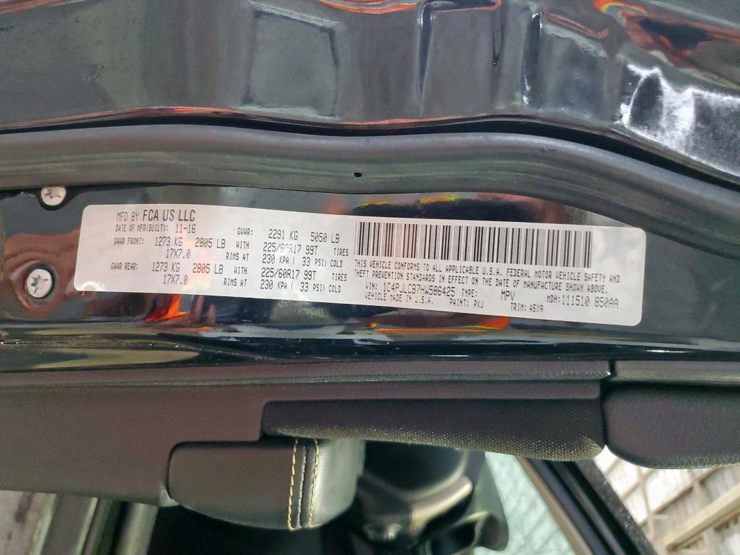 1C4PJLCB7HW586425 - 2017 JEEP CHEROKEE LATITUDE Negro foto 13