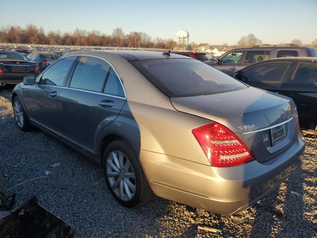 WDDNG8DB8CA429757 - 2012 MERCEDES-BENZ S 350 BLUETEC GRAY photo 2