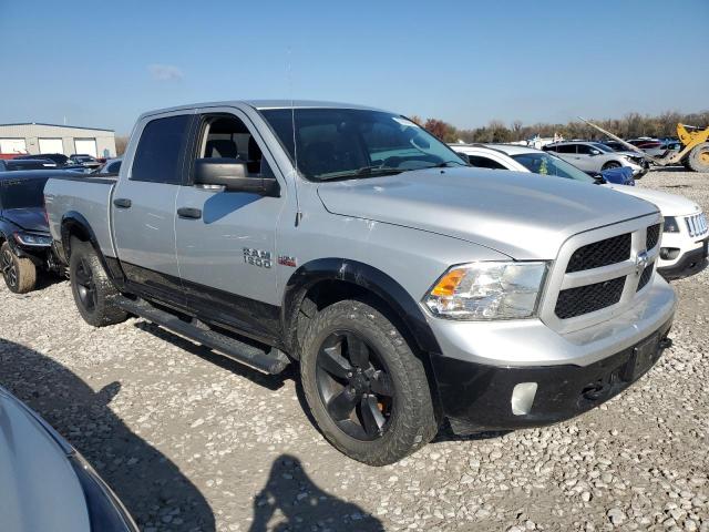 1C6RR7LT1FS628410 - 2015 RAM 1500 SLT SILVER photo 4