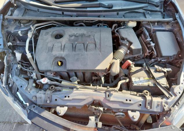 5YFBURHE4JP790427 - 2018 TOYOTA COROLLA LE L GRAY photo 11