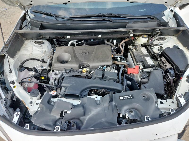 2T3G1RFV7RC475951 - 2024 TOYOTA RAV4 LE თეთრი ფოტო 12