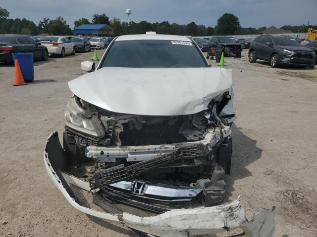 1HGCR2F53HA068463 - 2017 HONDA ACCORD SPORT WHITE photo 5