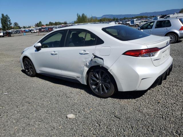 JTDBDMHEXS3018320 - 2025 TOYOTA COROLLA LE WHITE photo 2