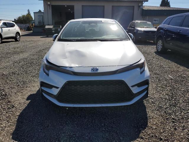 JTDBDMHEXS3018320 - 2025 TOYOTA COROLLA LE WHITE photo 5