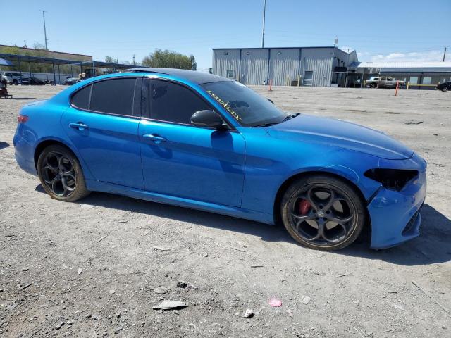 ZARFAECNXJ7598804 - 2018 ALFA ROMEO GIULIA TI BLUE photo 4