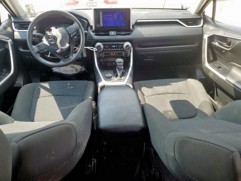 2T3LWRFV8RW198810 - 2024 TOYOTA RAV4 LE ვერცხლისფერი ფოტო 8