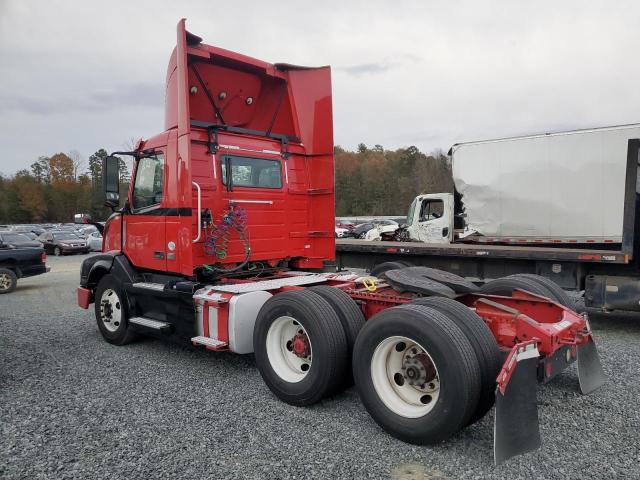 4V4N99EH7GN964966 - 2016 VOLVO VN VNL RED photo 3