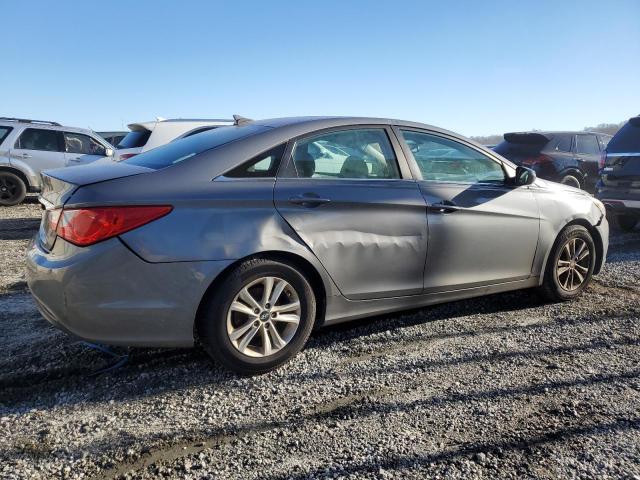 5NPEB4AC0DH772572 - 2013 HYUNDAI SONATA GLS GRAY photo 3