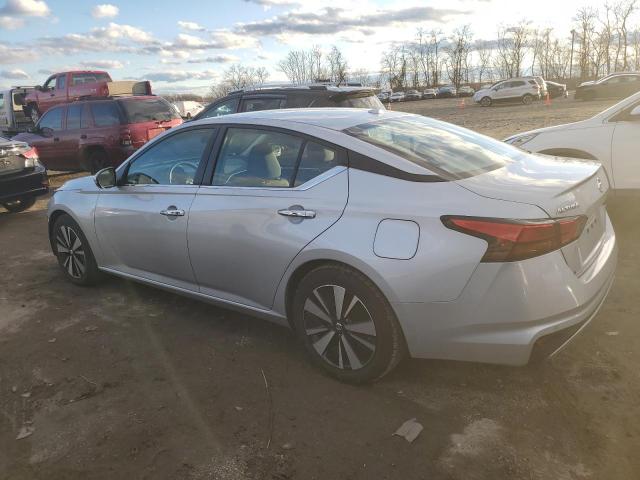 1N4BL4DV5MN325805 - 2021 NISSAN ALTIMA SV SILVER photo 2