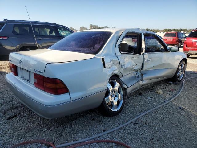 JT8BH28F6V0076074 - 1997 LEXUS LS 400 WHITE photo 3