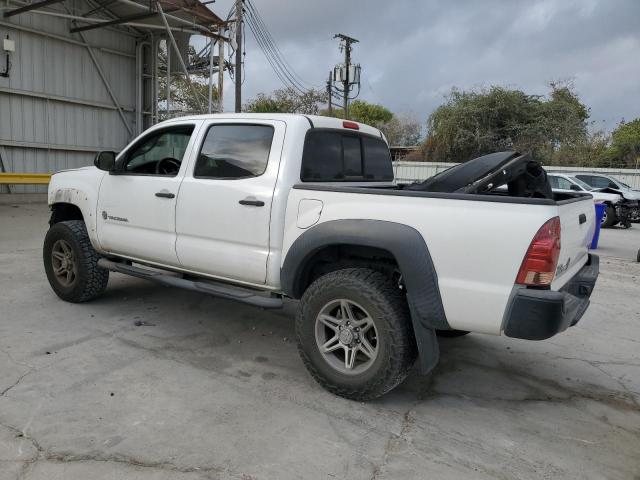 5TFJU4GN6DX047418 - 2013 TOYOTA TACOMA DOUBLE CAB PRERUNNER WHITE photo 2