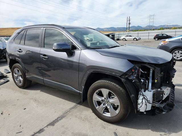 4T3RWRFV9RU122474 - 2024 TOYOTA RAV4 XLE 灰色 照片 4