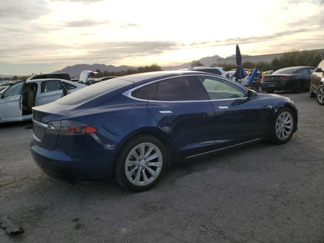 5YJSA1E20GF138428 - 2016 TESLA MODEL S ლურჯი ფოტო 3