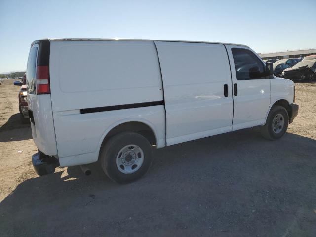 1GCZGTBA6E1112359 - 2014 CHEVROLET EXPRESS G3 WHITE photo 3