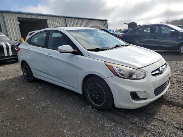 KMHCT4AE6GU003036 - 2016 HYUNDAI ACCENT SE 白色 照片 4